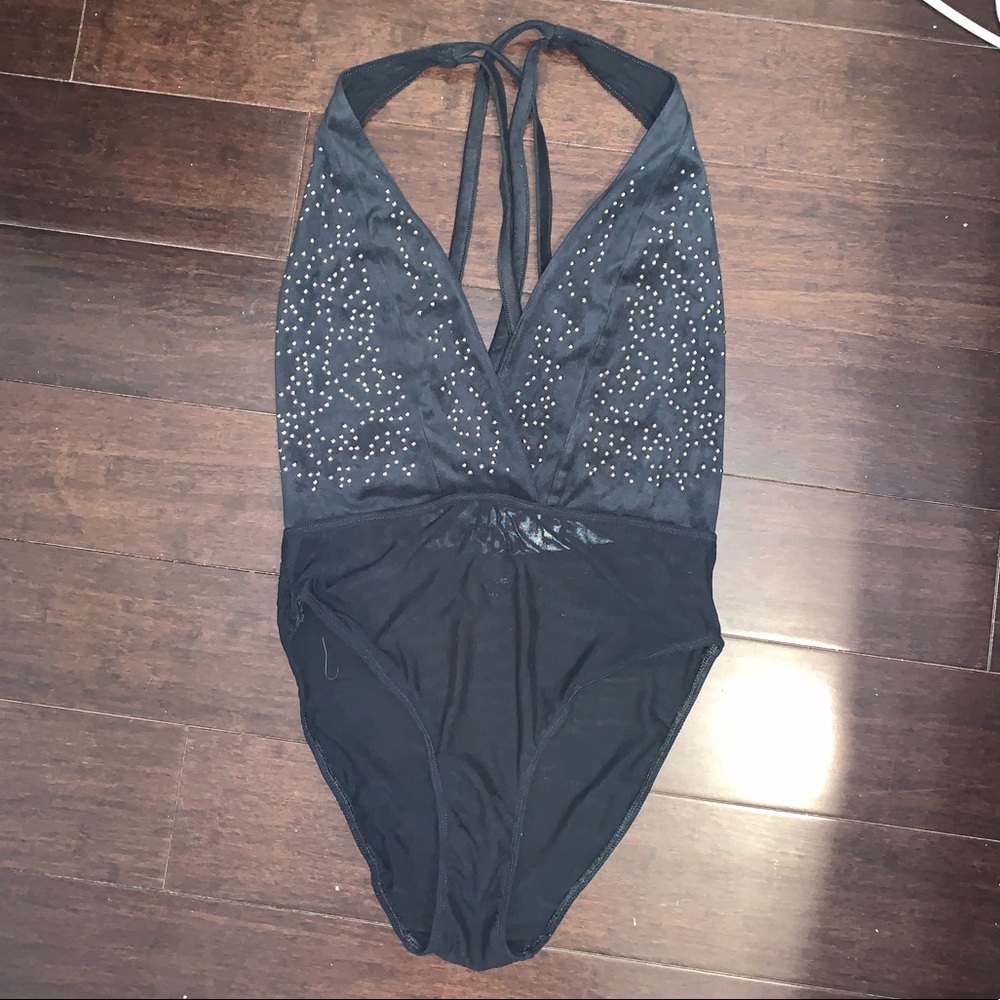 WORN TWICE. Urban Outfitters bodysuit